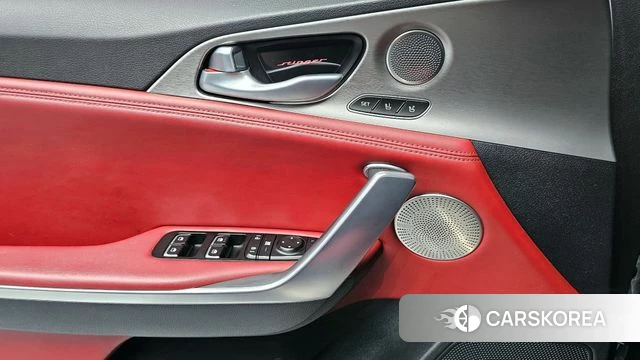 Kia Stinger id 3905589 из Кореи 8