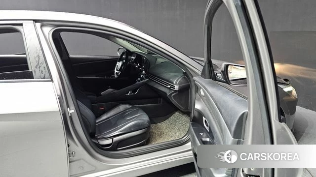 Hyundai Avante (CN7) id 3911288 из Кореи 8