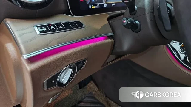 Mercedes-Benz E-Class W213 id 3598392 из Кореи 8