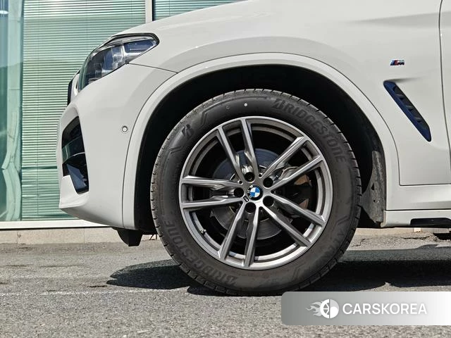 BMW X4 id 4274242 из Китая 8