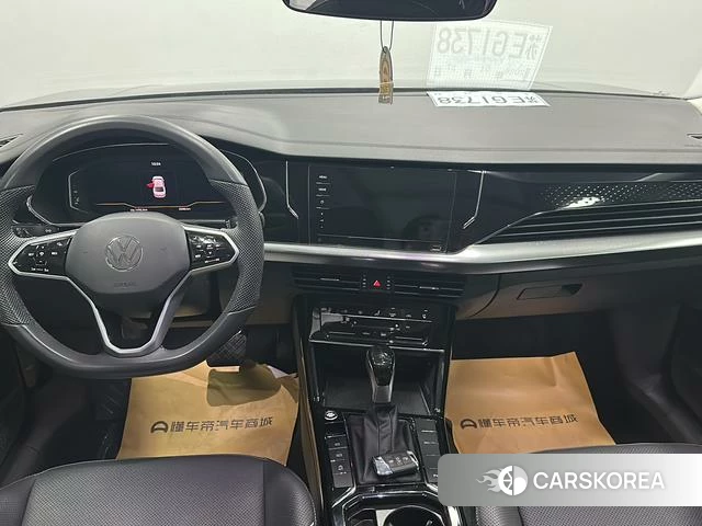 Volkswagen Passat id 4264571 из Китая 8