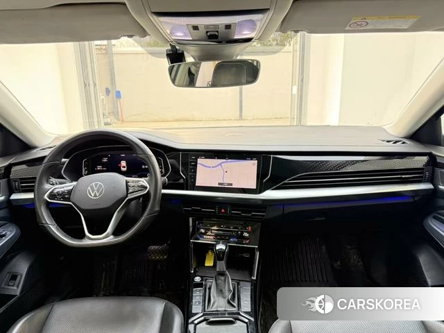 Volkswagen Passat id 4219754 из Китая 8