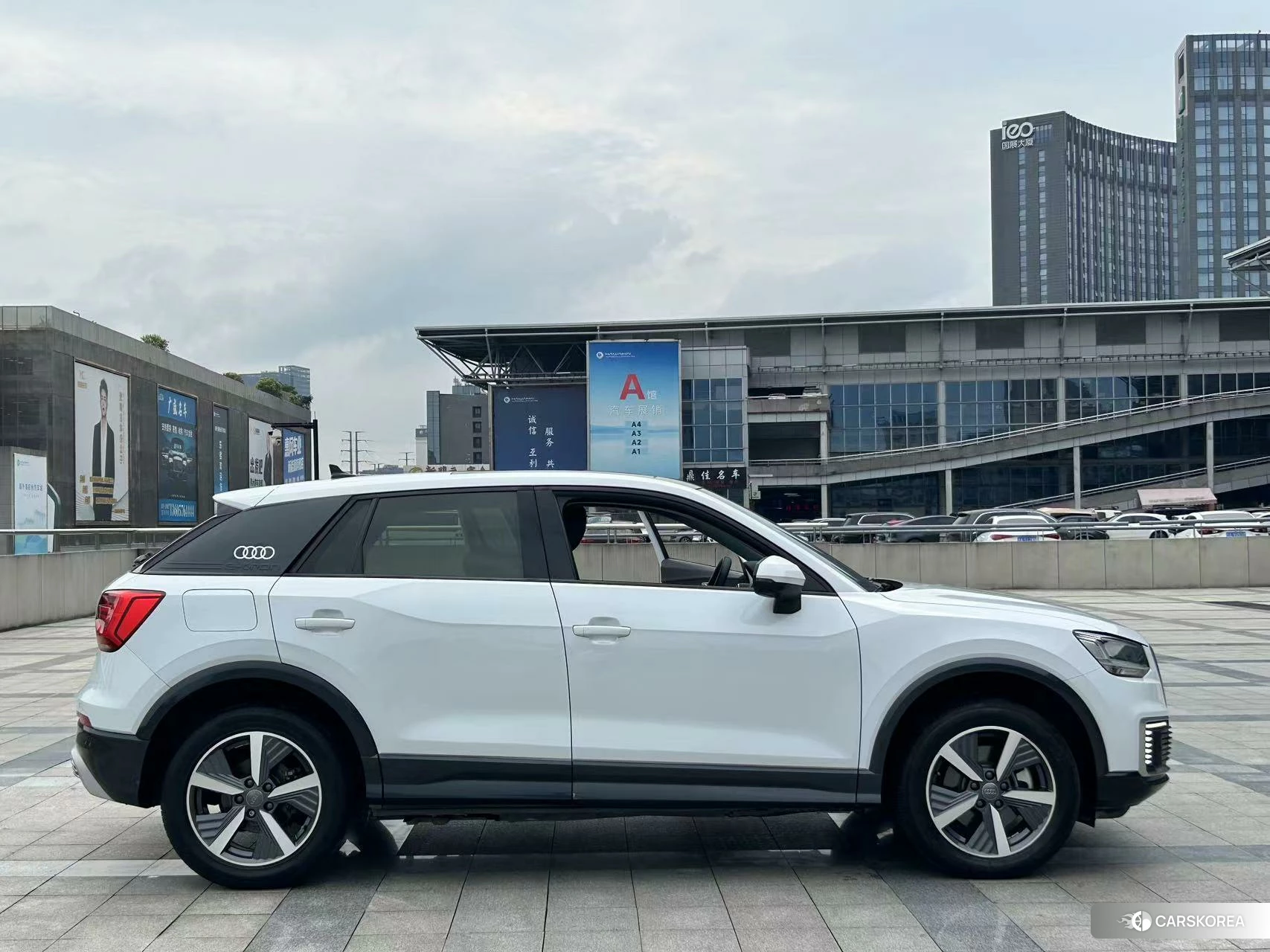 Audi Q2L id 4498989 из Китая 8