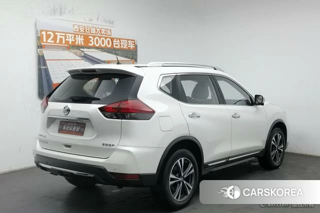 Nissan Qijun id 4262443 из Китая 8