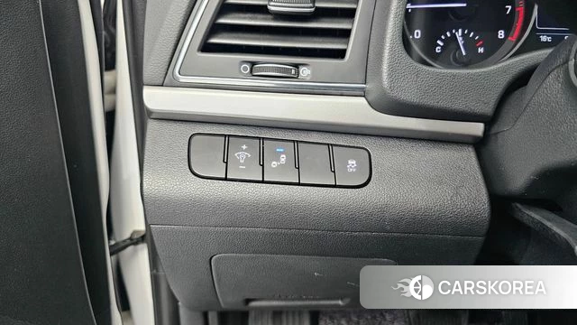 Hyundai Avante AD id 4188711 из Кореи 8