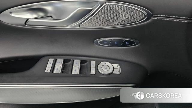 Genesis GV70 id 4775437 из Кореи 8