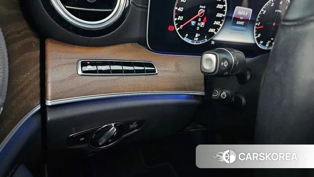Mercedes-Benz E-Class W213 id 4496679 из Кореи 8