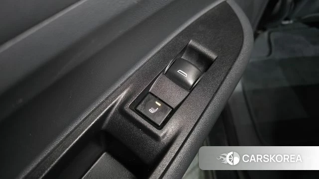 Chevrolet (GM Daewoo) Bolt EV id 3814365 из Кореи 8