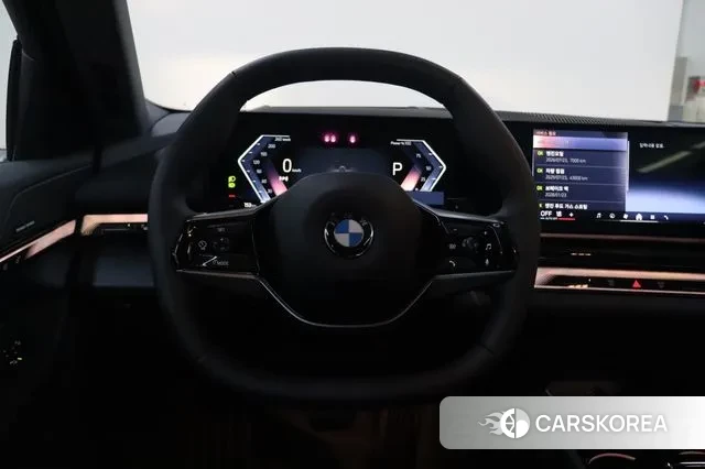 BMW 5 Series (G60) id 3763260 из Кореи 8