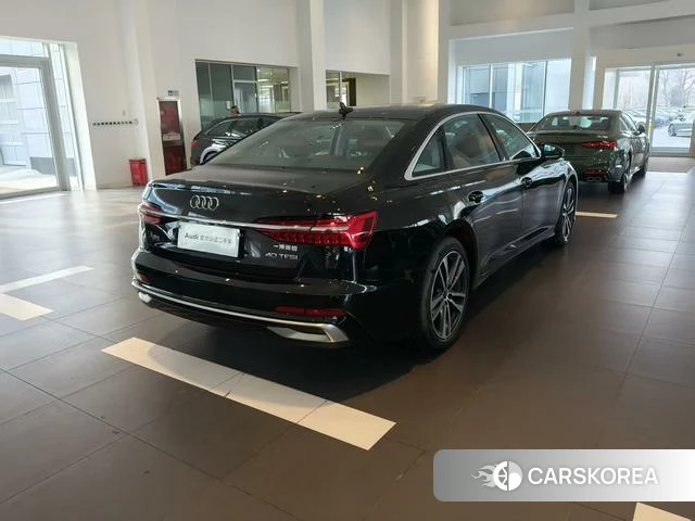 Audi A6L id 3908374 из Китая 8