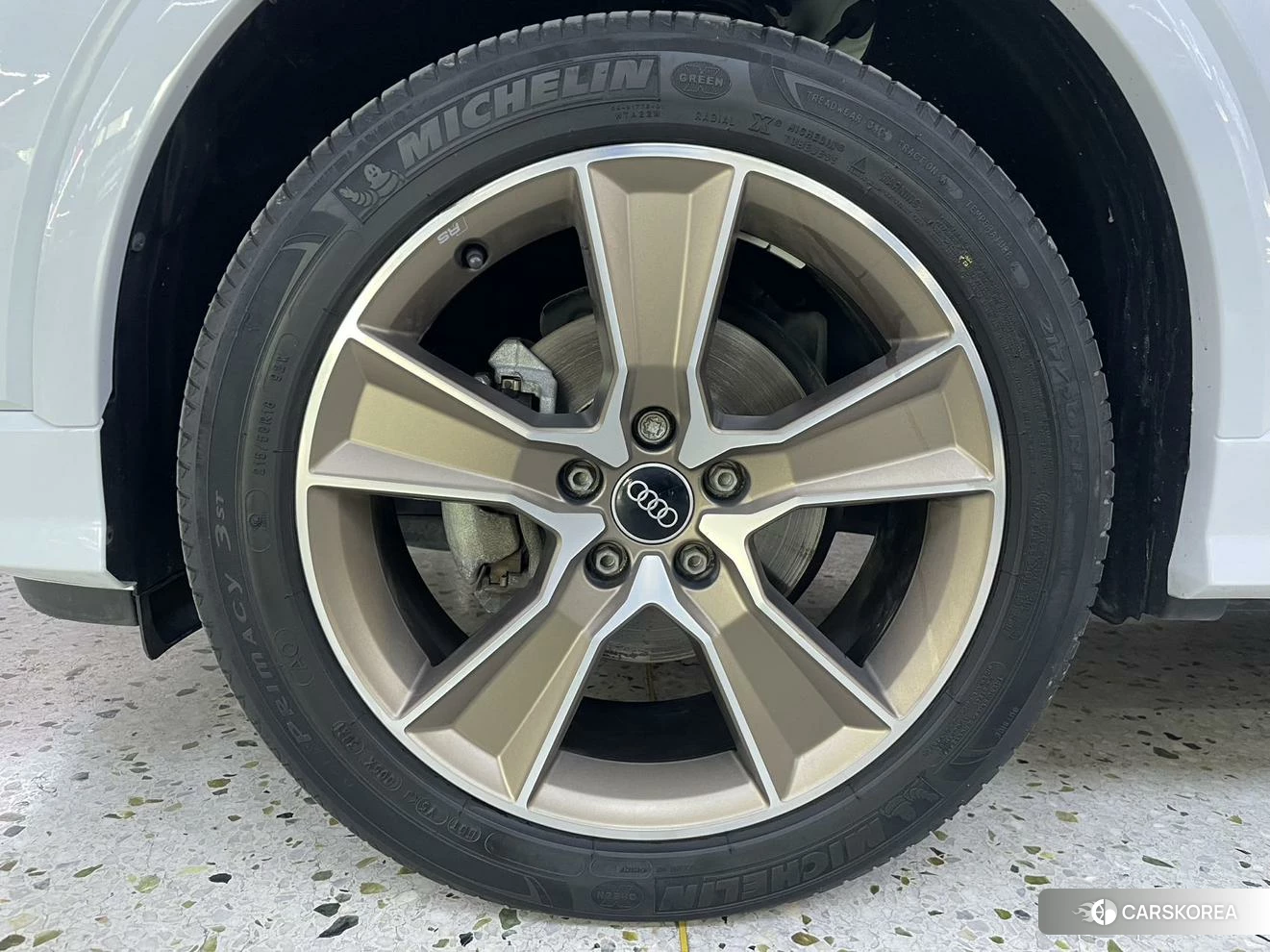 Audi Q2L id 4473291 из Китая 8