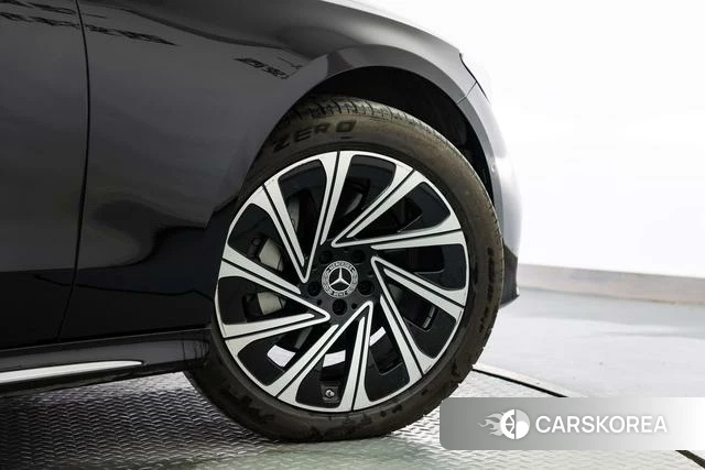Mercedes-Benz E-class id 4259695 из Китая 8