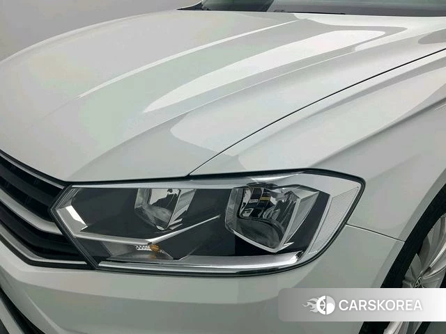 Volkswagen Bora id 4207085 из Китая 8