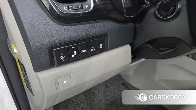 Kia The New Carnival id 3593381 из Кореи 8