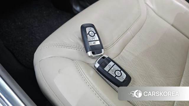 Ford Explorer 6th Generation id 4614014 из Кореи 8