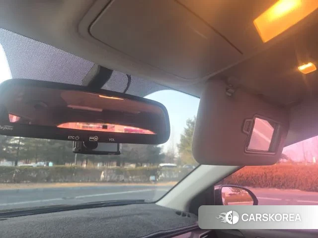 Kia Stonic id 3651608 из Кореи 8