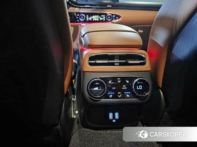 Genesis GV70 id 3923519 из Кореи 8