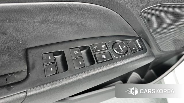 Hyundai Avante AD id 3801639 из Кореи 8