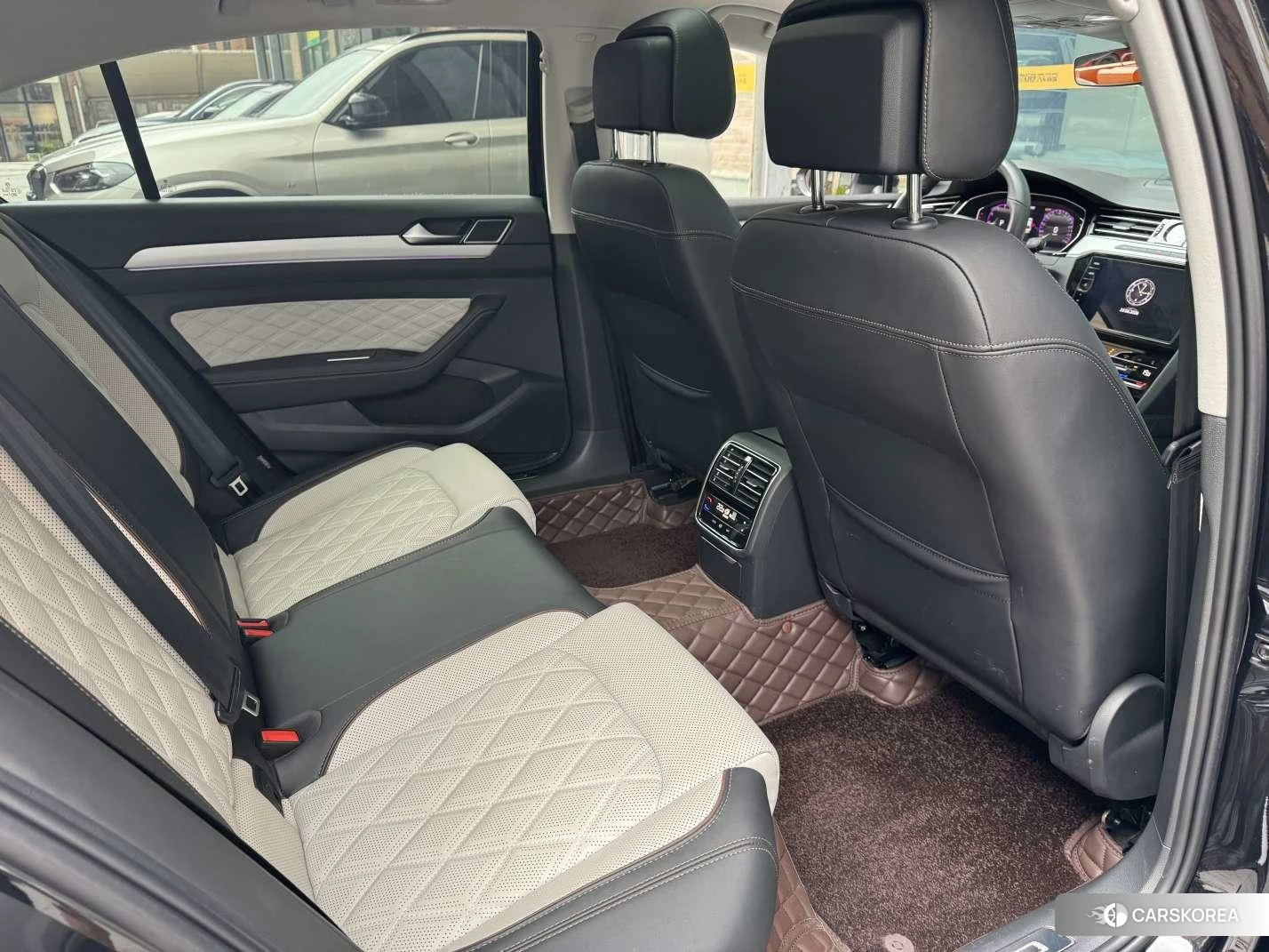 Volkswagen Magotan id 4492681 из Китая 8
