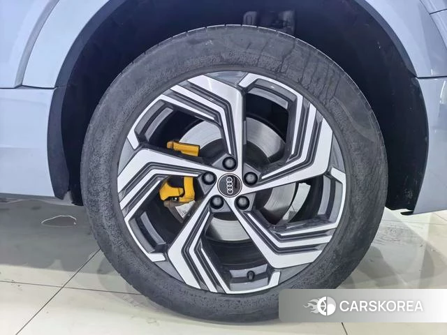Audi e-tron id 4265961 из Китая 8