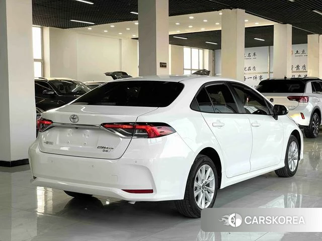 Toyota Corolla id 4199064 из Китая 8