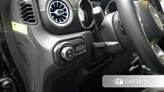 Jeep Wrangler (JL) id 3423316 из Кореи 8