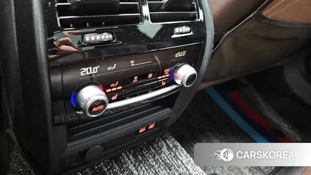 BMW 5 Series (G30) id 3053462 из Кореи 8