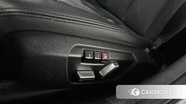 BMW 3 Series (F30) id 3375327 из Кореи 8