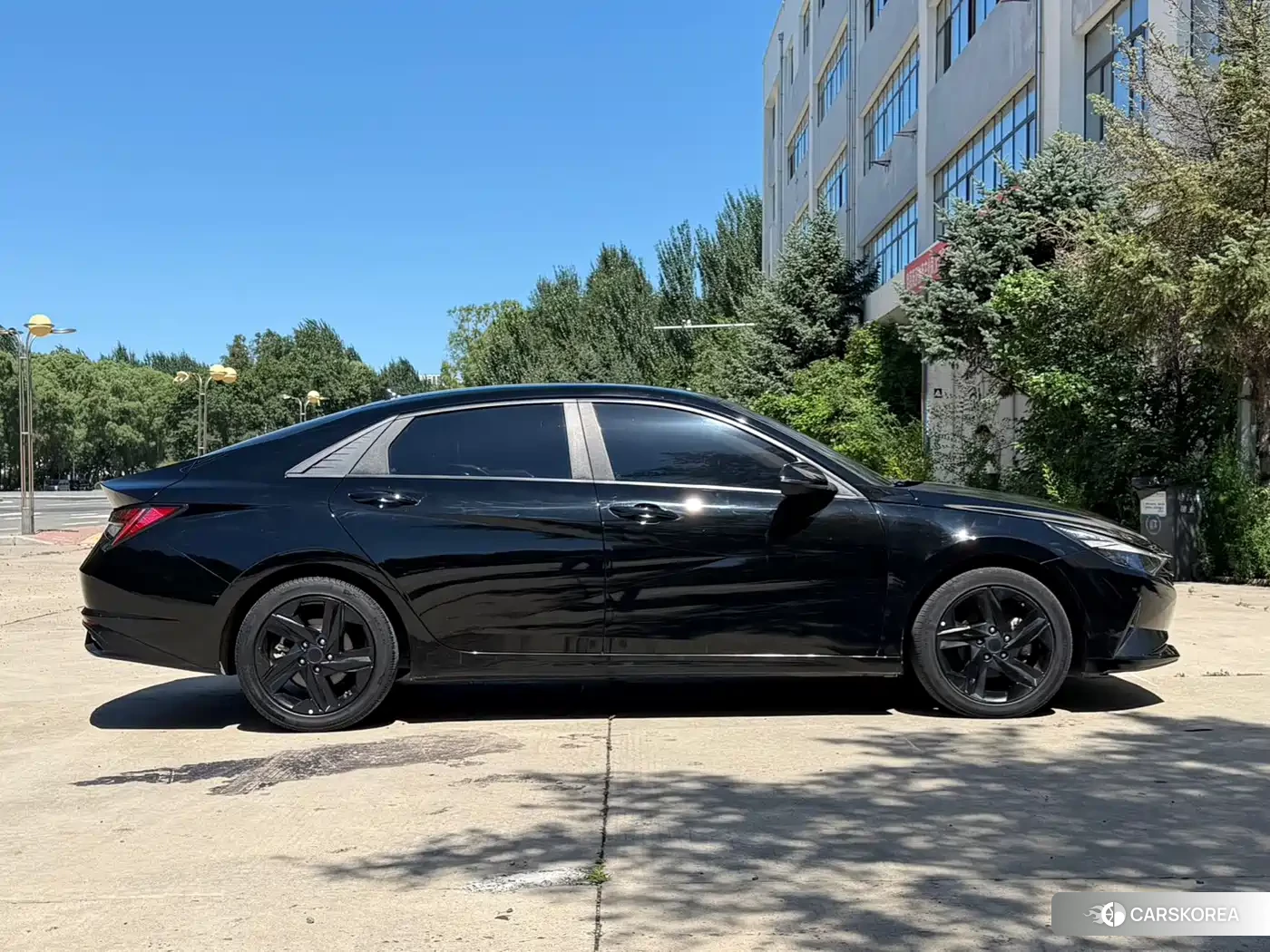 Hyundai Elantra id 4680749 из Китая 8