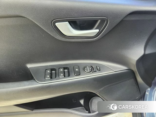 Kia Stonic id 4662772 из Кореи 8