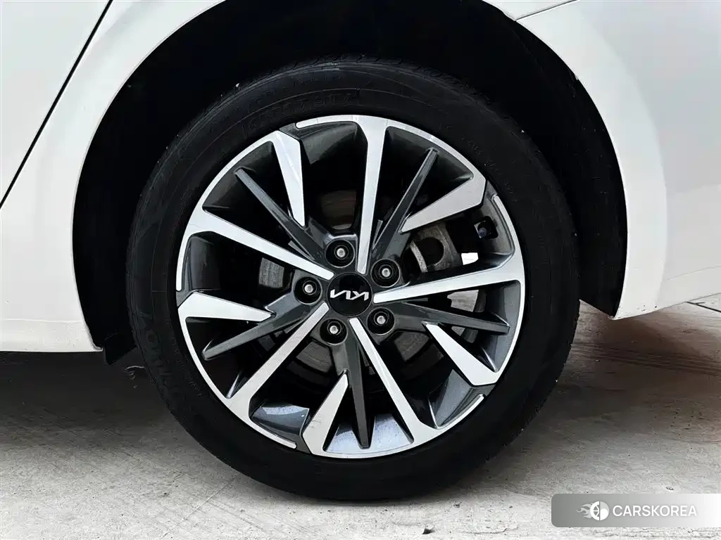 Kia K3 id 4547981 из Китая 8