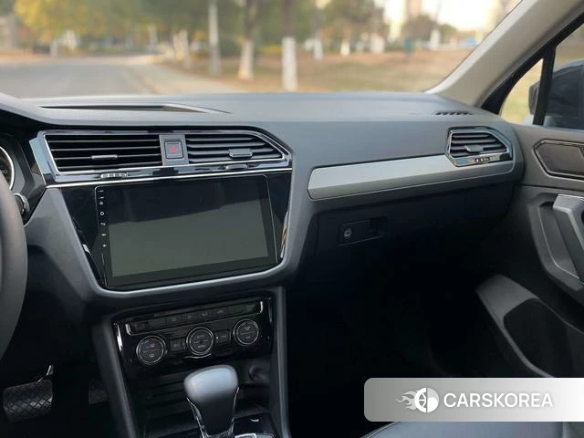 Volkswagen Tiguan L id 4273300 из Китая 8