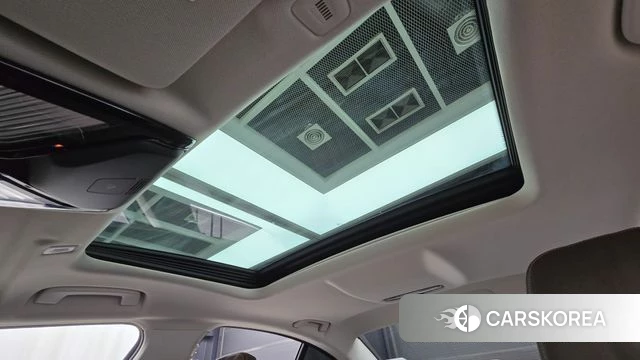 BMW 5 Series (G30) id 3820837 из Кореи 8