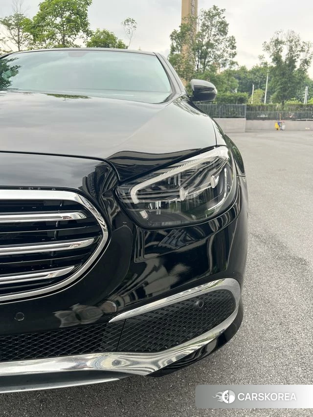 Mercedes-Benz E-class id 4263652 из Китая 8