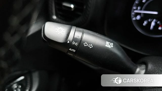 Hyundai Venue id 4383951 из Кореи 8