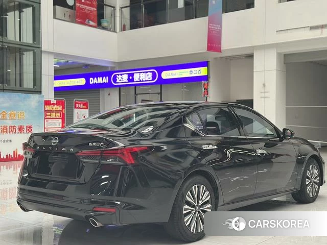 Nissan Teana id 4290864 из Китая 8