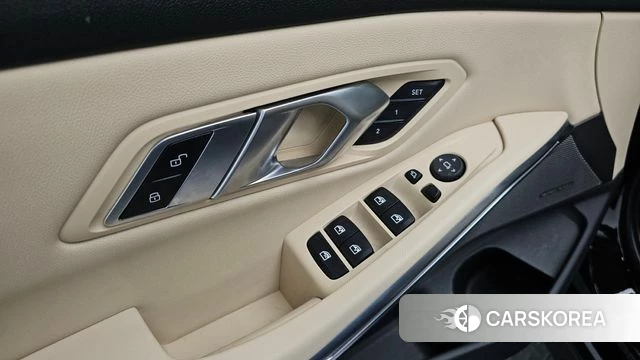 BMW 3 Series (G20) id 3899398 из Кореи 8