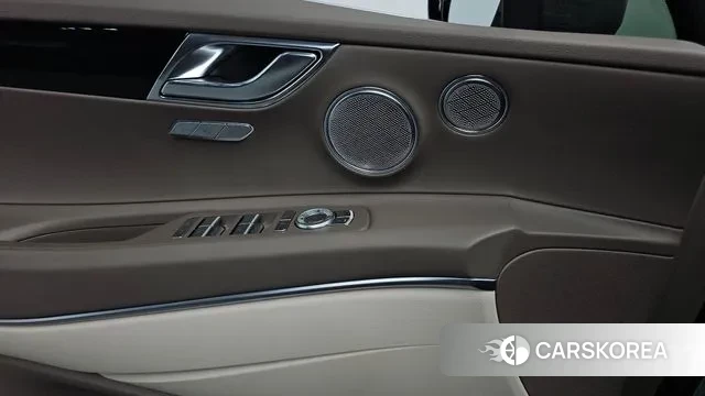 Genesis GV80 id 3002652 из Кореи 8