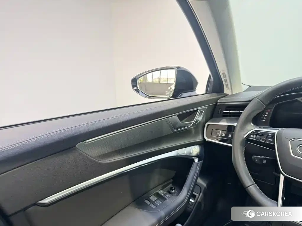 Audi A6 id 4686015 из Китая 8