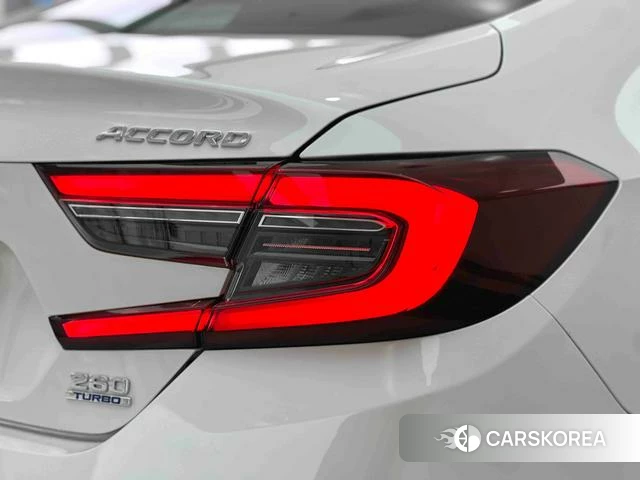 Honda Accord id 4300122 из Китая 8