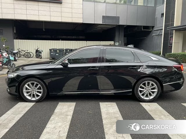 Honda Accord id 4297818 из Китая 8