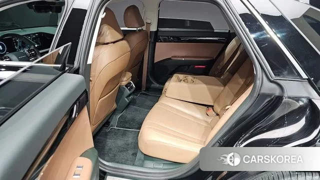 Hyundai Grandeur (GN7) id 3472490 из Кореи 8