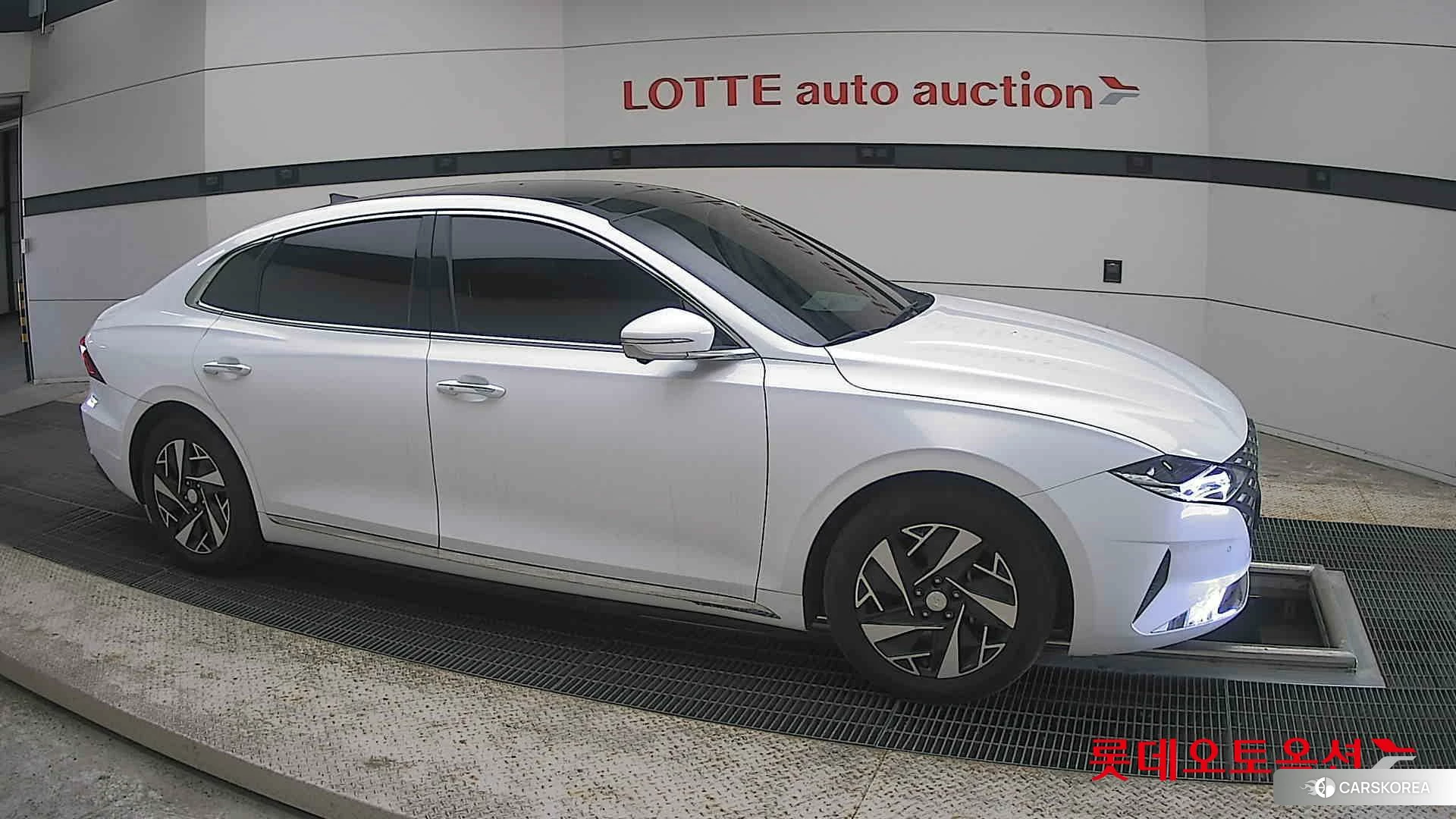 Hyundai Grandeur Hybrid id 4296755 из Кореи 8