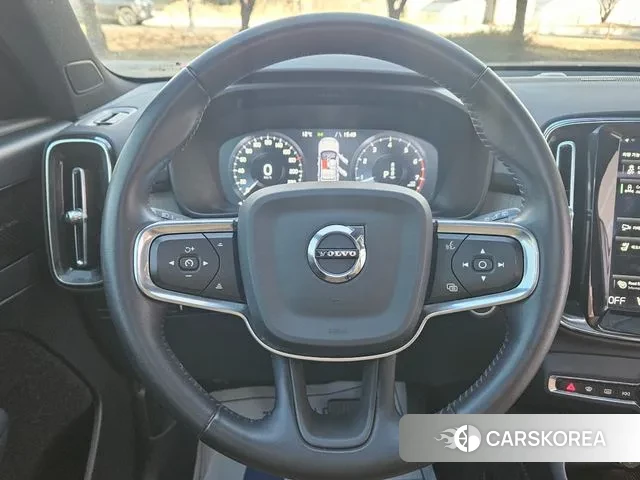 Volvo XC40 id 3697441 из Кореи 8