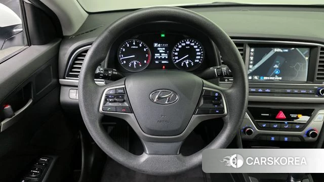 Hyundai Avante AD id 3814369 из Кореи 8