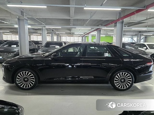 Hyundai Grandeur (GN7) id 4487601 из Кореи 8