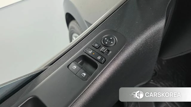 Hyundai Staria id 3890928 из Кореи 8