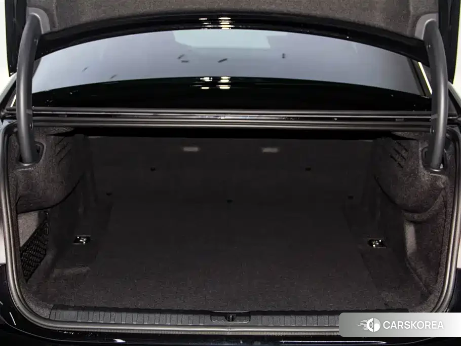 Audi A7L id 4601067 из Китая 8