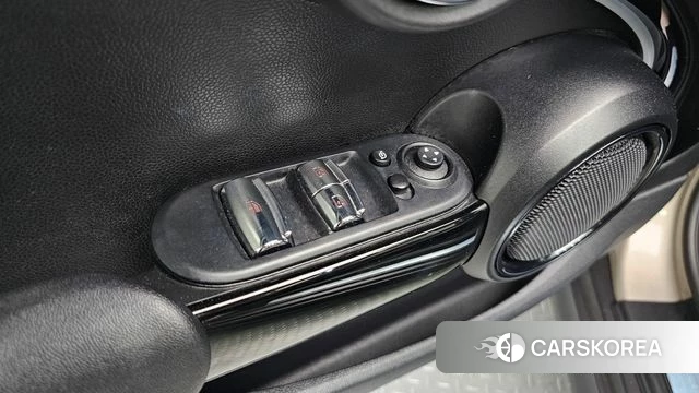 Mini Cooper Convertible id 4432755 из Кореи 8