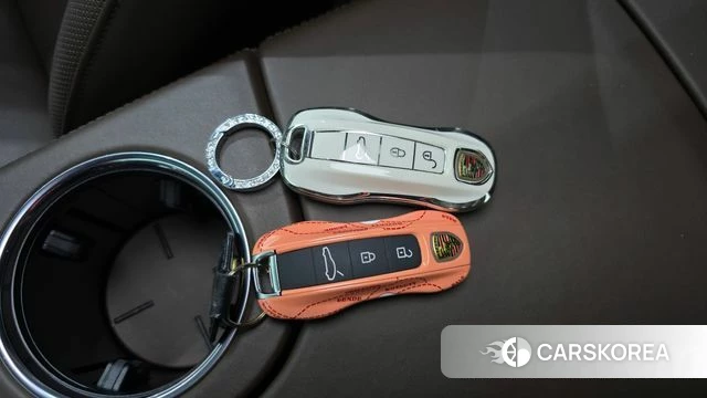 Porsche Panamera (971) id 4632519 из Кореи 8